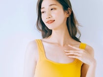 見た目年齢が若返る。顔のむくみ＆首のシワを改善【胸鎖乳突筋をほぐす】簡単ストレッチ