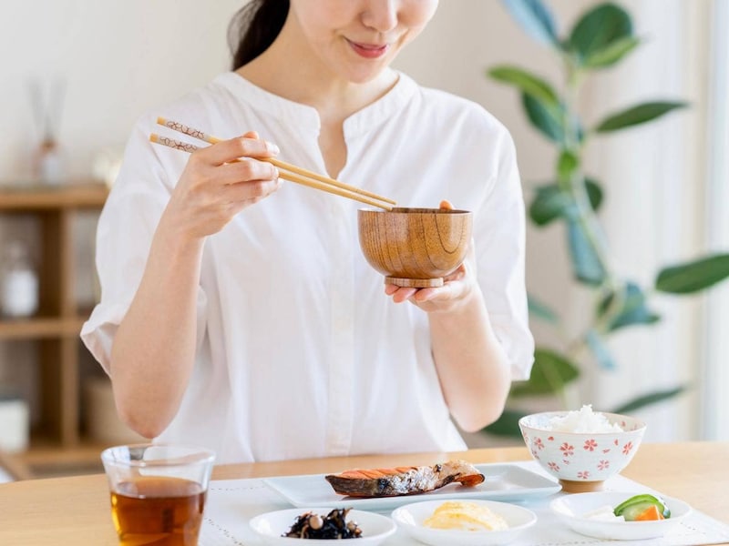 朝食を食べないと代謝ダウン＆太りやすくなる!?知らないと損する【ダイエットの常識】