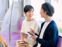 単なる社交辞令。“脈あり”とカン違いしてはいけない「男性の行動」とは