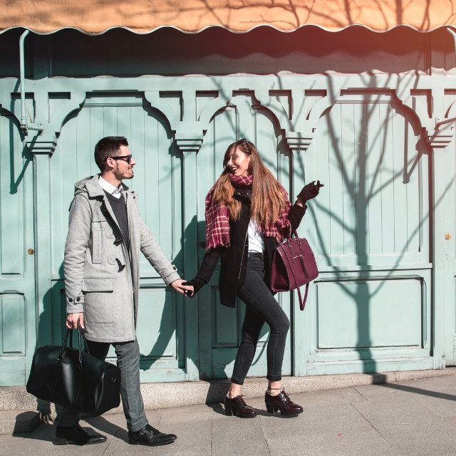 【タロット占い】最もハッピーな時間を過ごせるのは？《2025冬のお出かけ運》12星座ランキング