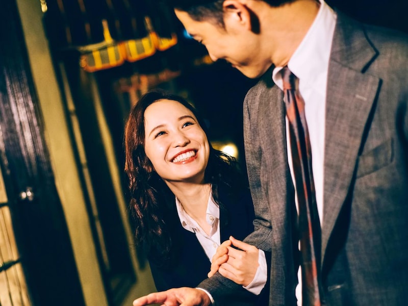 「話が合わない…」歳の差カップルがすれ違う“３つのギャップ”と埋め方