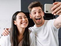 “彼女だけ”の行動が増えます。男性が愛する女性に見せる「本命サイン」