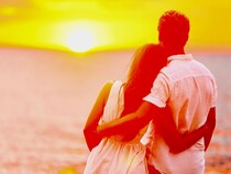 そばにいてくれるだけでいい。男性が「一緒にいてほしい女性」とは