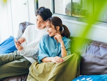 目線・言葉・頼り方に注目！男性が本命女性にだけ見せる「信頼のサイン」