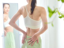 老けて見える原因は“肩甲骨周りの弱体化”？大人世代こそ鍛えるべき「筋肉」とは？