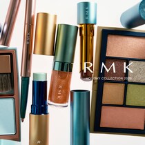 完売前に確保必須。大人の肌に洒落感が灯る【RMK】2025ホリデー限定パレット＆限定カラー