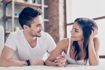 もう彼女以外の女性に興味は持てない。男性が「一途になる瞬間」