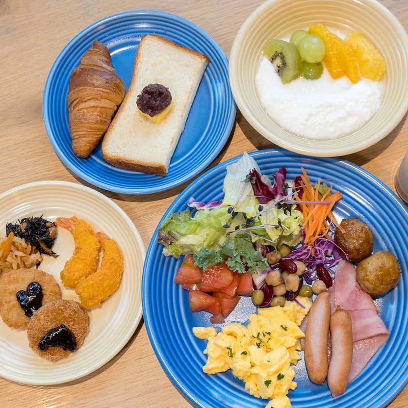 名古屋めしとヘルシーメニューの朝食ビュッフェ。【イビススタイルズ名古屋】で迎える美味しい目覚め