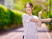 肩まわりから若返る！１日１セット【“するん”と細見えする二の腕に導く】簡単ポーズ