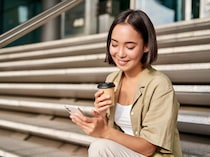 LINEでのやり取りに出る本音。男性が「本気か？」を見極める方法