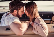 当てはまったら小悪魔。男性をメロメロにする「ネコ系女子度」チェック