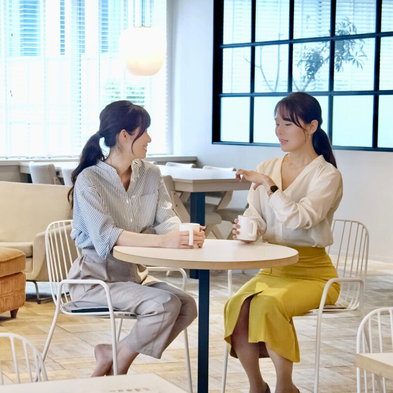 破局に誘導される恐れも。女友達に恋愛相談する「デメリット」