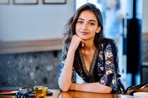 いつも素敵な男性と付き合ってて羨ましい。モテモテの女性が「しないこと」