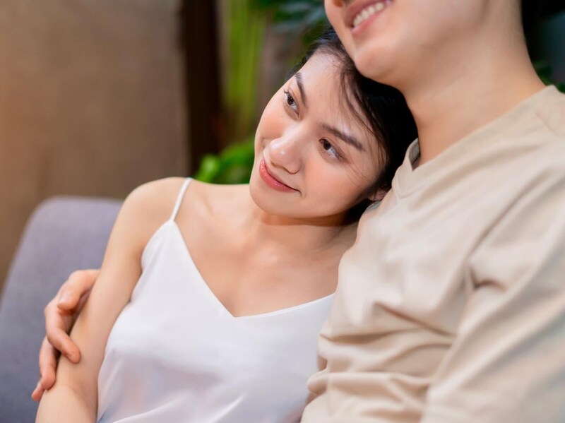 「君を不安にさせたくない」男性が本命だけに自然と見せる“思いやり行動”