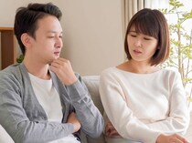 「俺って信用されていない？」男性が不安を覚える“女性の態度”