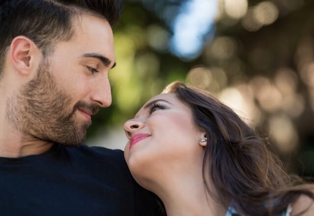 スイッチ入っちゃう…♡理性が保てなくなる「キスでの喘ぎ声」って？