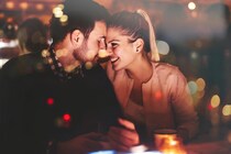 いつまでも恋人未満…。男性に“都合のいい女”として扱われる女性の共通点