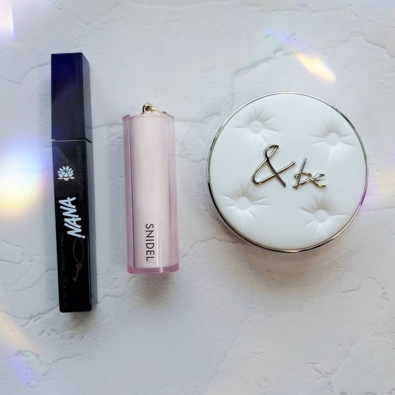 冬こそツヤ仕込み！大人の透明感を引き出す【最新ファンデ・リップ・マスカラ】３選