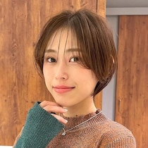透明感ヘアカラーで−５歳見え！小顔＆若返りを叶える【大人の最旬レイヤーショート】