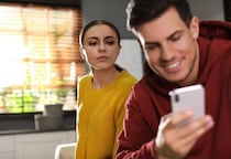 さり気なく聞いてみましょう。男性の「浮気願望がわかる」質問