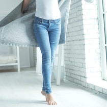 下半身の印象が変わる。１日５回【お腹・腰・脚をまとめて引き締める】簡単エクササイズ