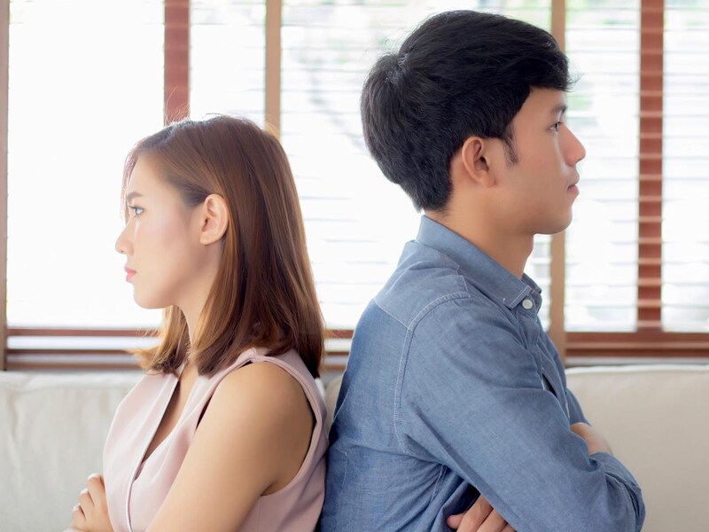 これ“別れの予兆”です。恋心が冷め始めた男性が見せる「サイン」