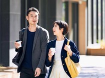 なんか、いつも目で追ってくる。本気で恋する男性が出す「本命サイン」