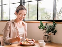 食べることで代謝を上げる！冬に太らない人が続けている「簡単朝ごはんダイエット」