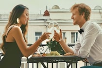 本命じゃないということ。男性が何気なく見せている「キープ行動」