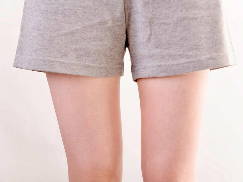 太ももがくっつく…を卒業。１日数分でOK【骨盤安定×美脚効果を期待できる】簡単エクササイズ