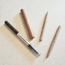 眉メイク迷子必見！簡単に“今っぽ抜け感眉”を再現できる【セザンヌ】新色アイブロウ