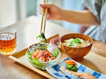 食べる順番を変えて−５kg！「野菜と汁物を先に」で40代女性が成功した【簡単ダイエット】