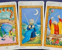 【牡牛座】週間タロット占い《来週：2025年12月29日〜2026年1月4日》の総合運＆恋愛運