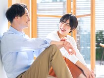 「他の人には言えない…」は本命サイン？男性が“秘密”を打ち明ける心理