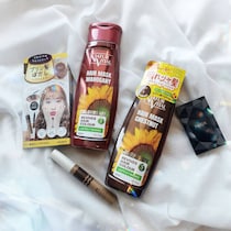 美容室に行く余裕がない…！年末年始の“白髪・色落ち”をごまかす「簡単セルフケア」３選