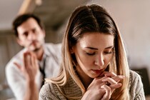 どんなに好みでも交際NG。「付き合ってはいけない男性」の見分け方