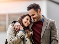 ガード固すぎは逆効果？モテる女性がさりげなく持っている“スキ”の正体