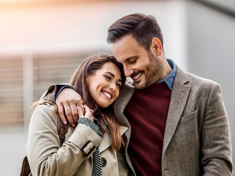 ガード固すぎは逆効果？モテる女性がさりげなく持っている“スキ”の正体