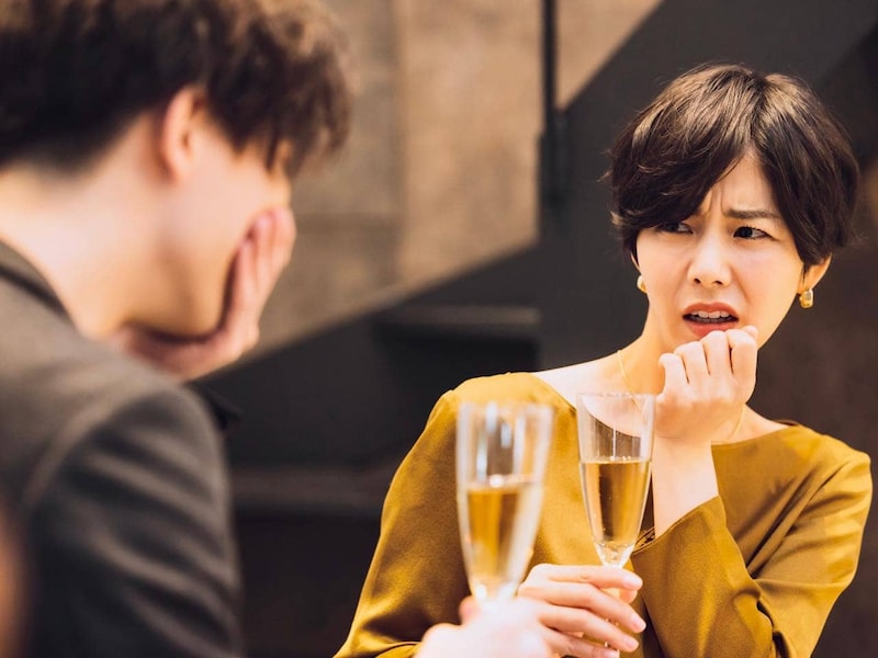 優しいのはシラフの時だけ?酔うと豹変する男性との恋愛に潜む「リスク」