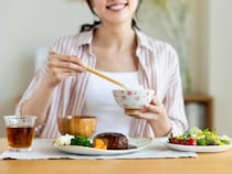 “食べるだけ”で自然に−３kg！30代女性が実践した【食べる順番ダイエット】の成功ルール