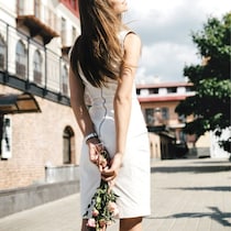 あえて体重50kg台をめざす理由。スタイル美人たちに学ぶ【ベスト体重の基準】とは？