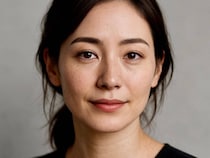 「眉が決まらない…」を解消！30代後半からの“今の顔に合う”大人眉メイクの正解ポイント