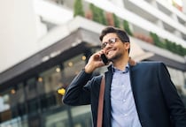 急に声を聞きたくなっちゃった。男性が「電話してくる時の心理」とは