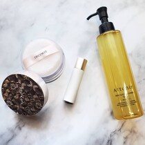 【クレンジング・リップ・パウダー】物価高でも“買ってよかった”。大人肌の悩みに寄り添う名品コスメ３選