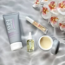 手元は年齢が出やすい…。乾燥シーズンに差がつく【OPI】で始める大人のハンドケア習慣