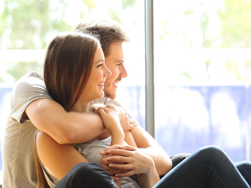 愛情を注ぐのは本命の女性だけ。一途な男性に見られる「特徴」