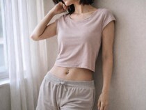 減量より“腰まわりの印象”を変えたい。そんな大人世代に効く【腹筋＆体幹】簡単エクササイズ