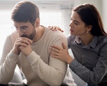 「ねぇ、怒ってる？」男性があなたと距離を置きたくなる“決定的な理由”