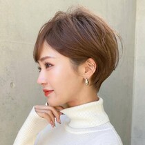 レングスとシルエットが鍵。おしゃれ上級者らしい洗練感を纏う【大人の最旬ショートヘア】