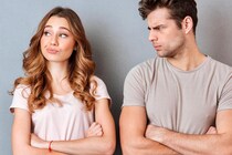 彼女とはやっていけない…。男性が別れを意識する「女性の態度」
